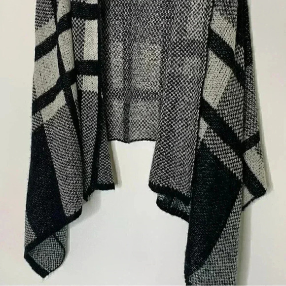 Como black plaid knit drape front sweater vest petite large - Picture 4 of 6